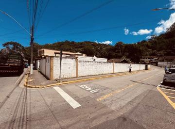 Terreno · 394m² · Lote de esquina com testada grande em área central