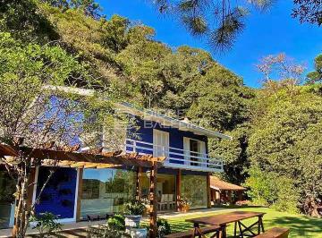 Casa · 3900m² · 4 Quartos · Casa em Condomínio fechado com vista para montanha