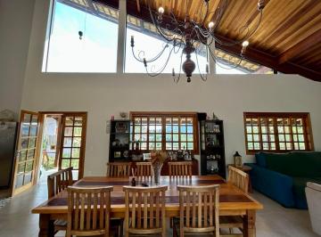 Casa de 4 quartos, Piracaia · Linda Chácara no Condomínio Recanto dos Pássaros em Piracaia