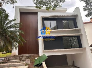 Casa · 436m² · 5 Quartos · 4 Vagas · Casa em Residencial 10