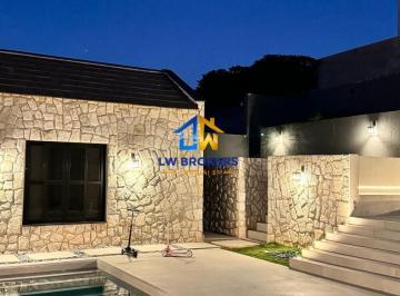 Casa · 410m² · 4 Quartos · 4 Vagas · Casa em Condomínio em Bairro Itapema, Itatiba/SP