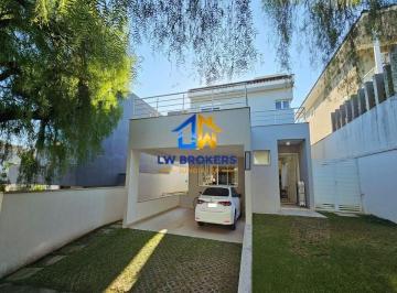 Casa · 270m² · 3 Quartos · 5 Vagas · Casa no Bosque dos Jatobás