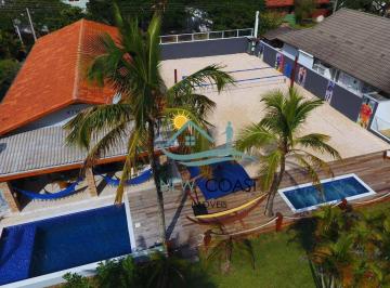 b00ca3b9cc3d2472f233463944d3951593598abd · Casa de Alto Padrão com Quadra Privativa de Beach Tennis e Acesso ao Gramado de Guaecá