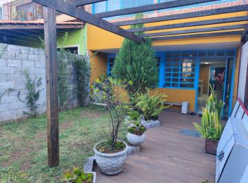 Casa de 6 quartos, Núcleo Bandeirante · Sobrado à venda Núcleo Bandeirante