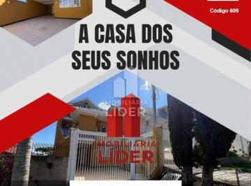 Casa · 184m² · 3 Quartos · 3 Vagas · Sobrado no Ahú – Espaço, conforto e excelente loca