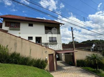 Casa · 3 Quartos · 2 Vagas · Casa Espaçosa no Pilarzinho - Oportunidade Única!