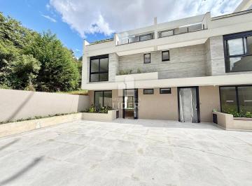 Casa · 214m² · 3 Quartos · 4 Vagas · Residências de alto padrão em condomínio estilo bo