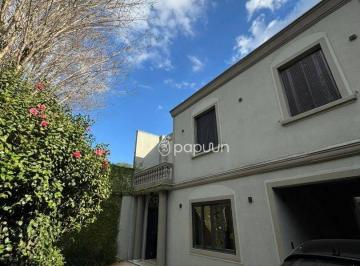 e838d56dc0d4f36115056cf5f638a889.jpg · Casa com 3 dormitórios à venda, 420 m² por R$ 8.500.000,01 - Jardim Europa - São Paulo/SP