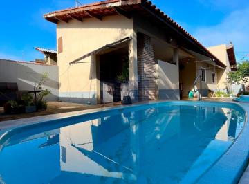 Foto 01 · Casa à venda em Itanhaém-SP, Suarão: 2 quartos, 1 suíte, 4 vagas, 129,02m². Venha conferir!