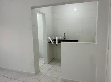 Apartamento de 2 quartos, São Vicente · Kitnet reformada na Divisa em São Vicente, Prédio frente mar