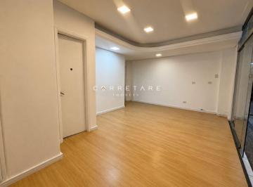 Comercial , Curitiba · Loja Térrea 27 metros em Galeria Tradicional – Praça Osório