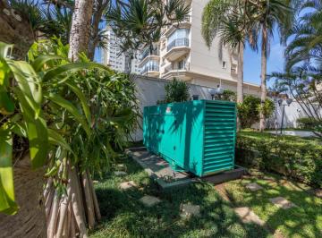 f8e05615-28da-44da-b9d4-5fbba83100ca · Agradável cobertura para venda em Vila Congonhas com 4 quartos, sendo 2 suítes, 218m²