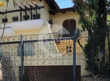 Casa · 384m² · 4 Quartos · 6 Vagas · Sobrado em Mooca