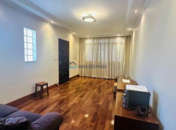 Casa · 300m² · 5 Quartos · 2 Vagas · Casa com 4 dormitórios, sendo 1 suíte, e mais uma suíte completa de empegada.