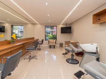 Comercial · 28m² · Sala comercial na Rua Estados Unidos, N. 2059 - Sala 1 • 28 m²