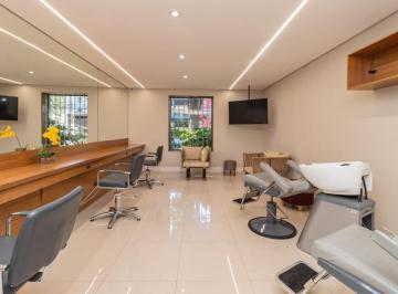 Comercial · 28m² · Sala comercial na Rua Estados Unidos, N. 2059 - Sala 1 • 28 m²