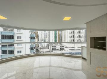 Apartamento · 138m² · 3 Quartos · 3 Vagas · Apartamento para venda em Centro de 138.00m² com 3 Quartos, 1 Suite e 3 Garagens