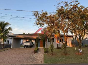 Casa · 312m² · 4 Quartos · 7 Vagas · Casa para venda em Terras De Monte Serrat de 311.57m² com 4 Quartos, 3 Suites e 7 Garagens