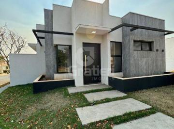 Casa · 127m² · 3 Quartos · 2 Vagas · Casa a Venda no Condominio Alvorada | Araraquara