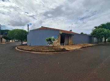 Casa · 127m² · 2 Quartos · 2 Vagas · CASA DE ESQUINA NO JD. ACAPULCO