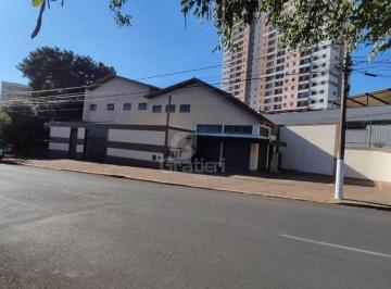 Comercial · 304m² · Predio Comercial de Esquina – Sao Geraldo