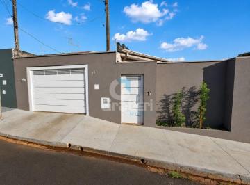 Casa · 183m² · 3 Quartos · Casa terrea completa com piscina no Jardim das Gaivotas!
