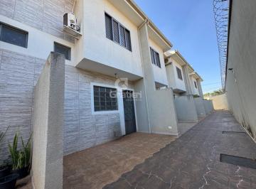 Casa · 61m² · 2 Quartos · Sobrado a venda no Residencial Portal da Colina – Jardim Martinez