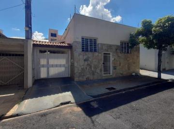 Casa · 158m² · 2 Quartos · 2 Vagas · Casa Comercial no Centro