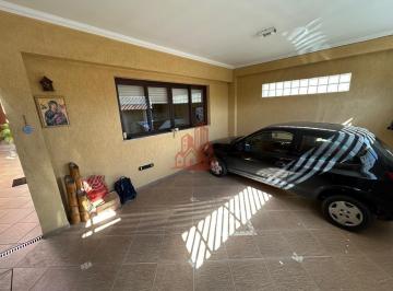 Casa · 185m² · 3 Quartos · 2 Vagas · Sobrado à Venda Centro de Cotia 185m² de Área Construída Excelente Localização