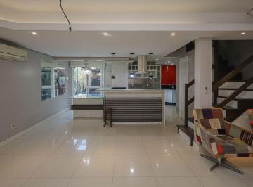 Casa · 217m² · 3 Quartos · 4 Vagas · Casa em Bairro exclusivo e condominio fechado com infra estrutura