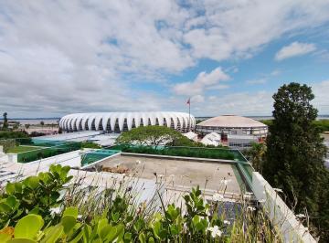 Apartamento · 197m² · 4 Quartos · 3 Vagas · VILLARINHO VENDE COBERTURA DUPLEX 4 QUARTOS JUNTO AO BEIRA RIO MENINO DEUS (POA)