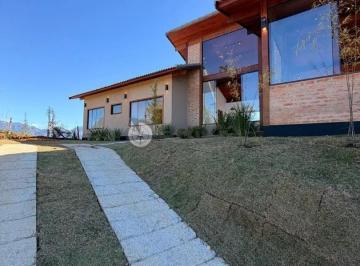 261854.jpg · Casa linear à venda com 3 quartos sendo 2 suítes, 150 m² em Albuquerque Teresópolis/RJ.