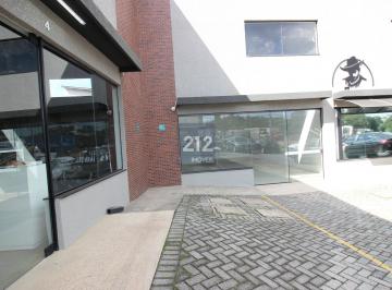 Comercial · 61m² · OPORTUNIDADE EM CENTRO COMERCIAL RECÉM ENTR