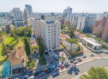 Apartamento de 3 quartos, Curitiba · Viva o melhor do Alto da Glória em um elegante apartamento de 98 m²