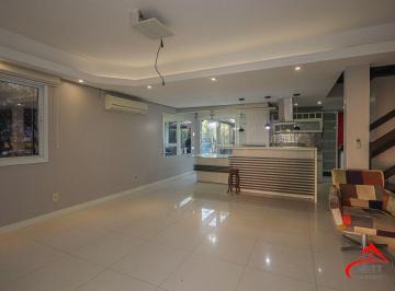 Casa · 217m² · 3 Quartos · 4 Vagas · Casa em Bairro exclusivo e condominio fechado com infra estrutura