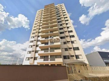 Apartamento · 130m² · 3 Quartos · 4 Vagas · Apartamento com 3 dormitórios sendo 1 suíte à venda, 130 m² por R$ 750.000 - Centro - Campo Limpo Pa