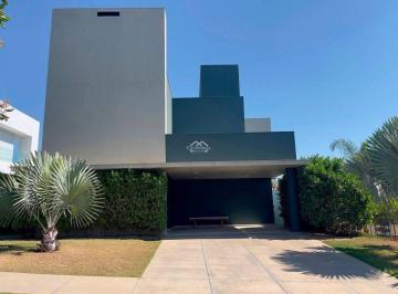 Casa · 215m² · 2 Quartos · 2 Vagas · Loft mobiliado de 215m2 no condomínio Veduta Blu em Jundiaí - SP
