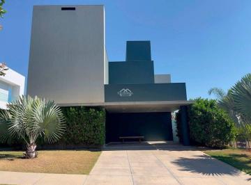 Casa · 215m² · 2 Quartos · 2 Vagas · Loft mobiliado de 215m2 no condomínio Veduta Blu em Jundiaí - SP