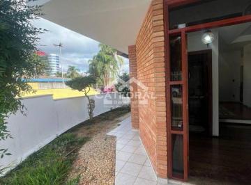 Casa · 260m² · 3 Quartos · 4 Vagas · Casa com 3 quartos, Jardim Brasil - Jundiaí