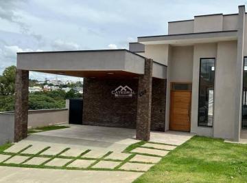 Casa · 350m² · 3 Quartos · 2 Vagas · Casa com 3 quartos à Venda - Cabreúva