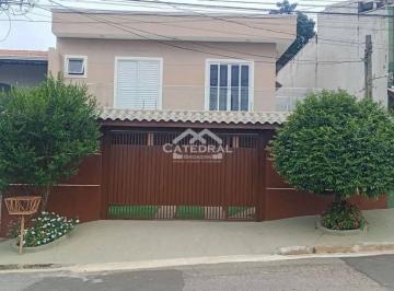 Casa · 210m² · 3 Quartos · 3 Vagas · Casa moderna com varanda gourmet e edícula à venda no Cidade Nova – Jundiaí/SP