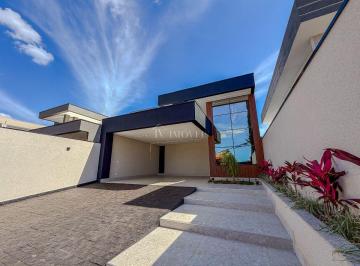 Casa de 4 quartos, Vicente Pires · CASA TÉRREA DE ALTO PADRÃO | 586m² DE LOTE | 4 SUÍTES | PISCINA AQUECIDA | RUA 12 | VICENTE PIRES
