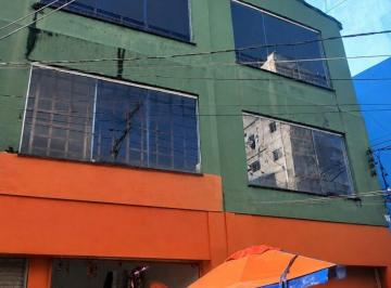 Comercial , Salvador · Imóvel comercial primeiro e segundo andar no centro da piedade.