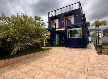 Casa · 504m² · 6 Quartos · Casa Container de Alto Padrão com 6 Suítes e Piscina na Morada da Praia