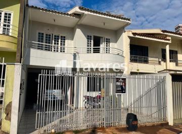 Casa · 145m² · 2 Quartos · 2 Vagas · Sobrado à venda no bairro Zona II - Umuarama/PR