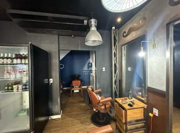 Comercial · 173m² · Loja com Quitinete 173 m² na Tijuca.