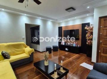 Casa · 220m² · 3 Quartos · 4 Vagas · Sobrado à venda com 3 suítes, 5 vagas em São Bernardo do Campo R$ 1.280.000,00 aceita financiamento