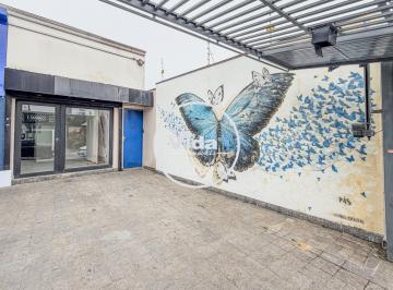 Fachada · Locação - Salão/Loja com 3 ambientes no Jaguaré | 40m²