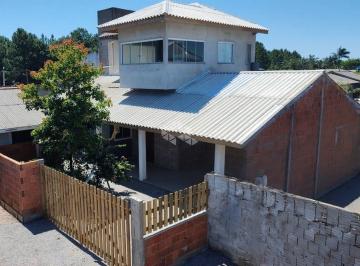 Casa · 180m² · 4 Quartos · Sobrado com 4 quartos/dormitórios no bairro Passagem do Maciambú, em Palhoça - SC