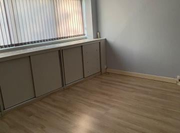 Comercial · 31m² · 1 Vaga · Sala Comercial à Venda no Jaguaré, SP – 31m², 1 Banheiro, R$300mil